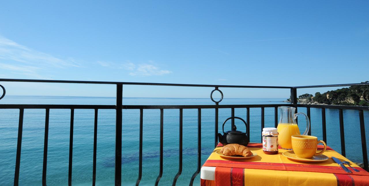 Holiday'S Beach Aparthotel Ventimiglia Eksteriør bilde