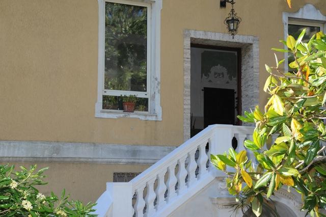 Holiday'S Beach Aparthotel Ventimiglia Eksteriør bilde